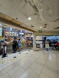 Lucky Plaza (D9), Shop House #525457381